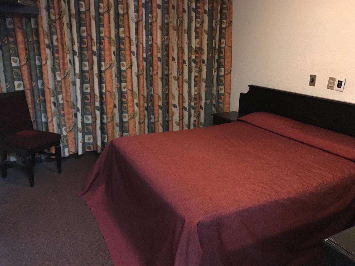 Hotel Turismo - Mexico City — Photos 1